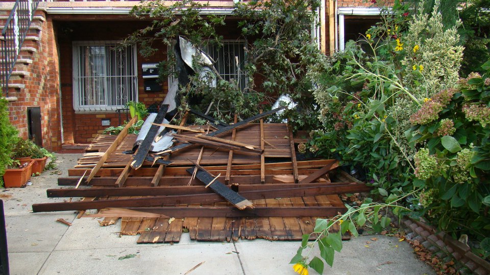 New York, tornado damage
