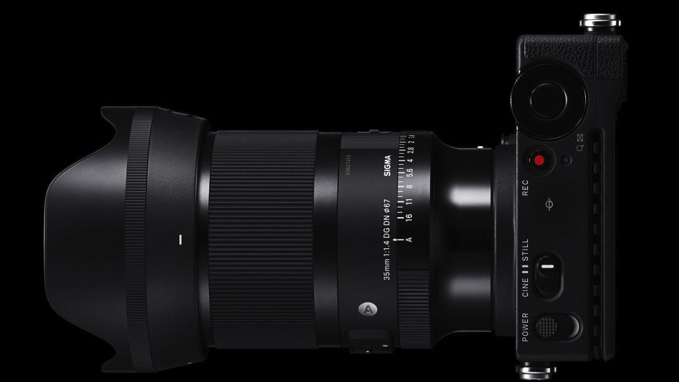 Sigma hints that it could finally be making fullframe lenses for Nikon