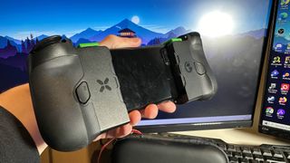 GameSir X4 Aileron review show of the controller from the back