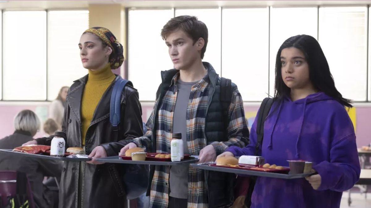 Yasmeen Fletcher, Matt Lintz and Iman Vellani in Ms. Marvel