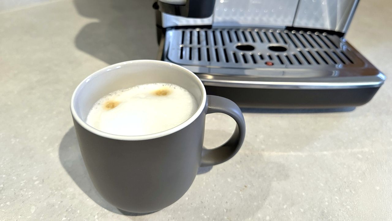 Cappuccino made using Philips LatteGo 5500 Series