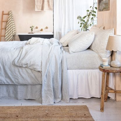 Piglet in Bed striped fitted sheet