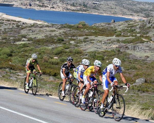 Nelson Vitorino on the front