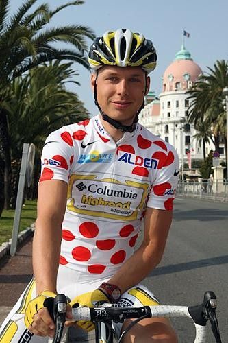 Tony Martin (Team Columbia - Highroad) sitting around in his King of the Mountains jersey.