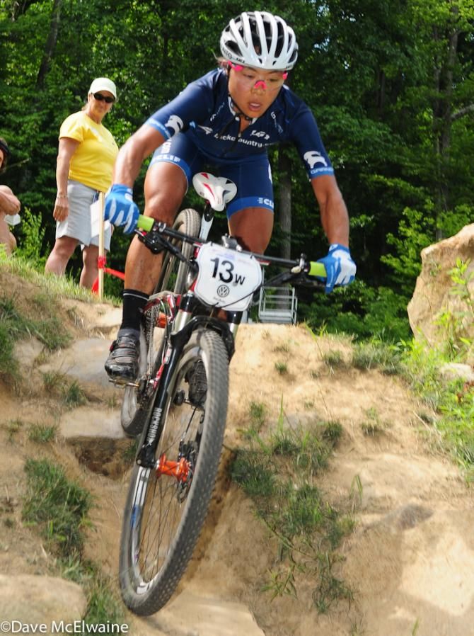 Evelyn Dong (Backcountry.com) riding in third place on lap four