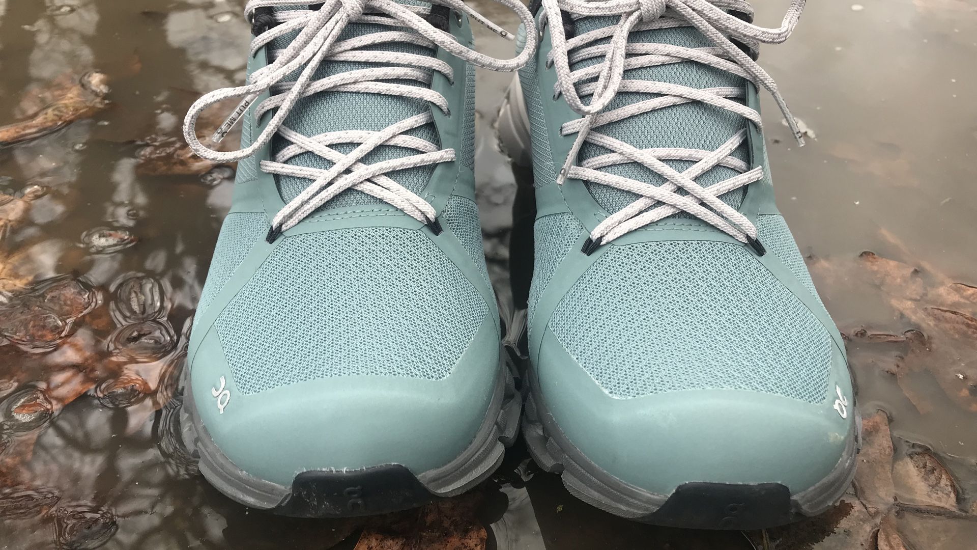 On Cloudflyer Waterproof review Best waterproof running shoes for