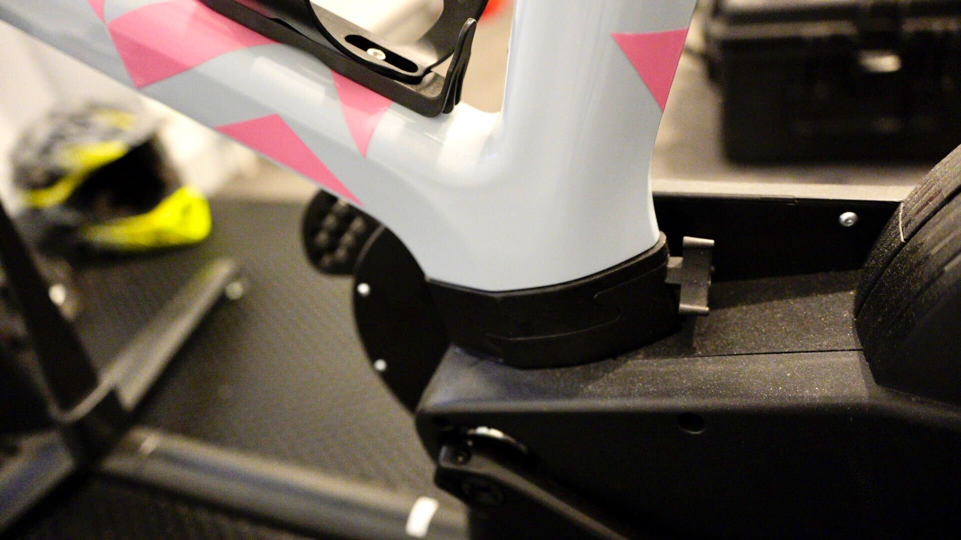 Various close ups of the Muov TiltBike