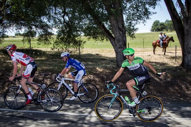 Tom Leezer (Belkin) looks back from the break as the peloton closes in