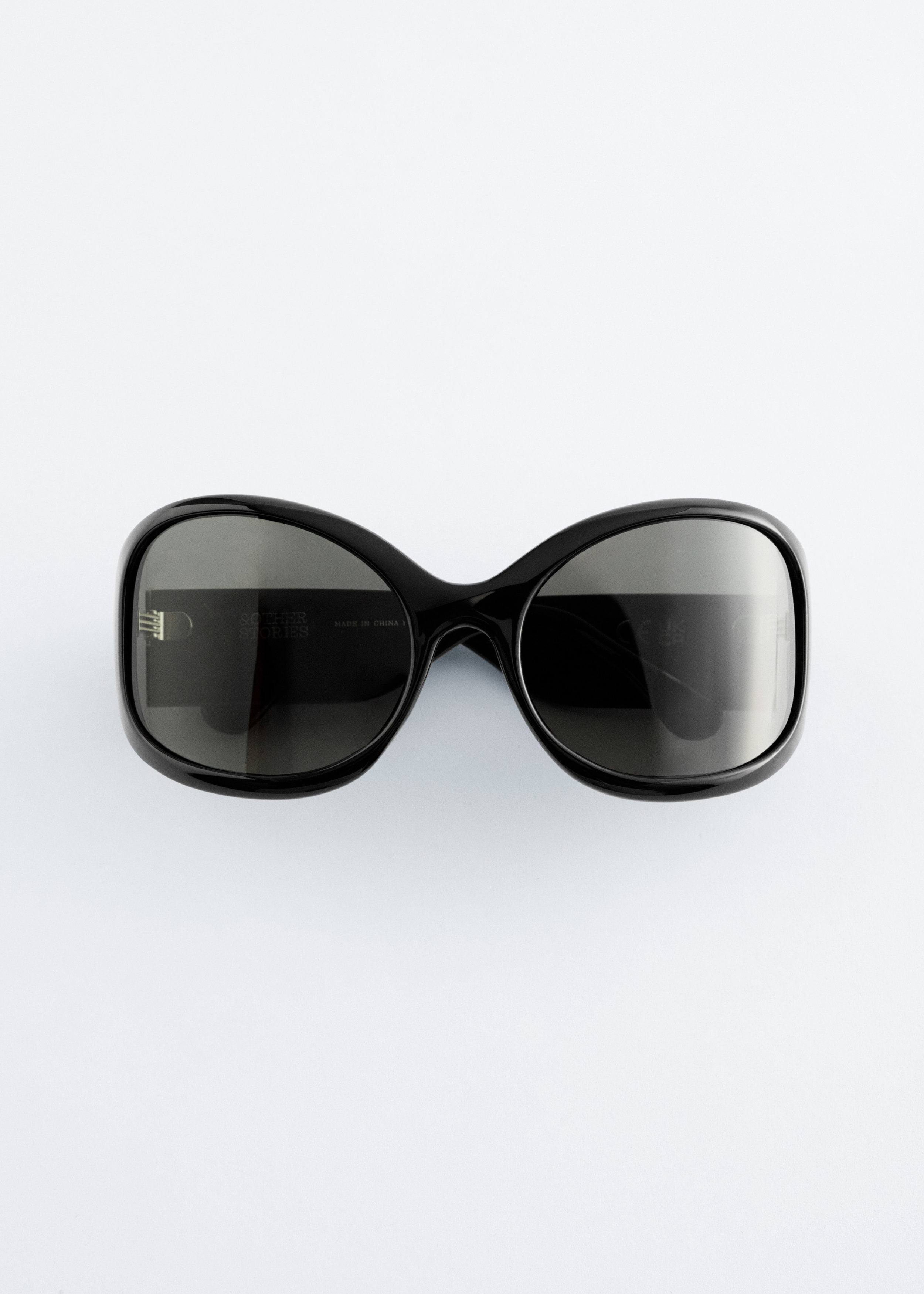 Oversized Oval Frame Sunglasses