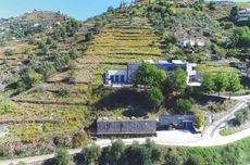DES316.malaga.bodegas_bentomiz_set_in_its_vineyards.jpg