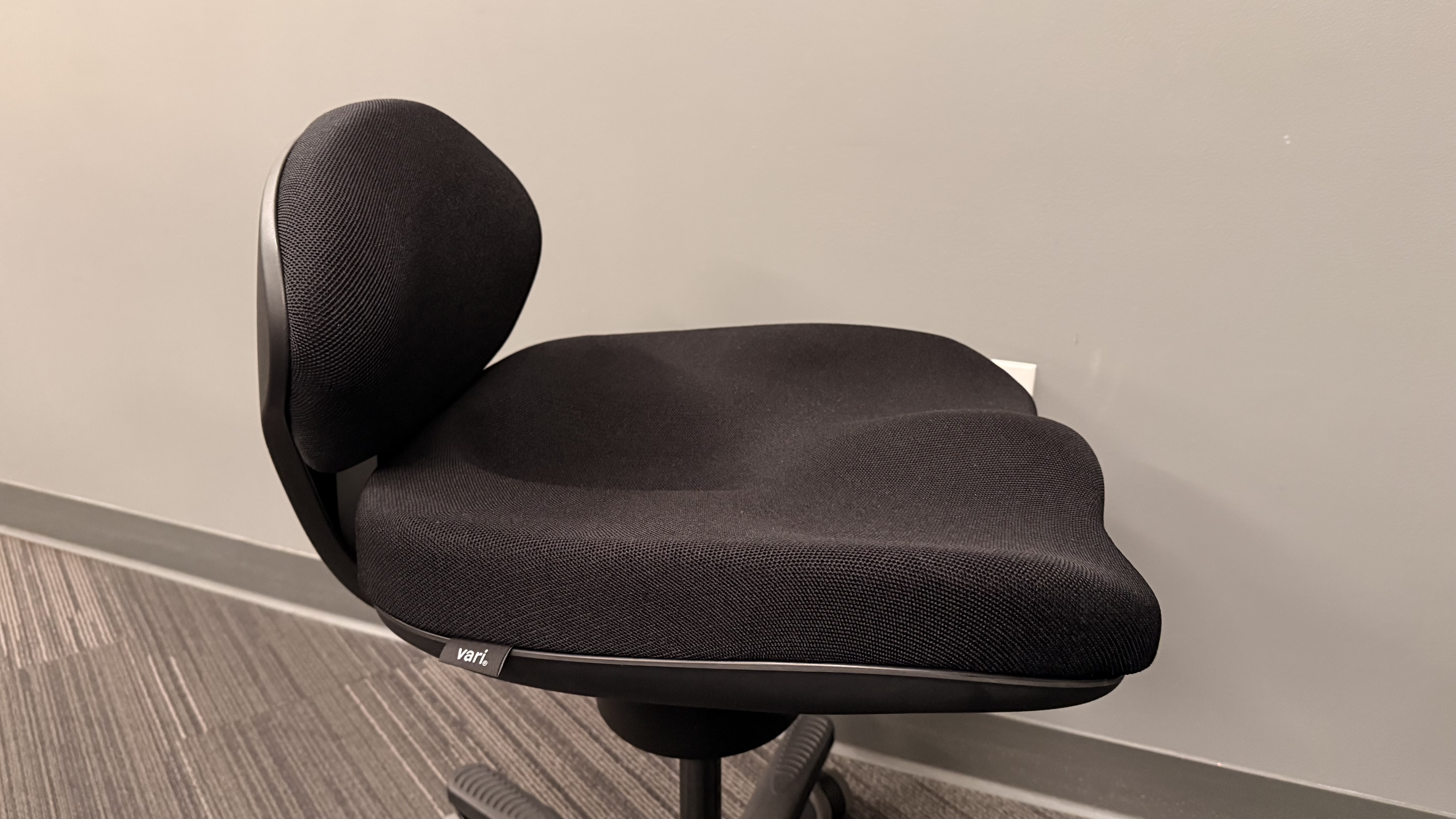 Vari | CoreChair