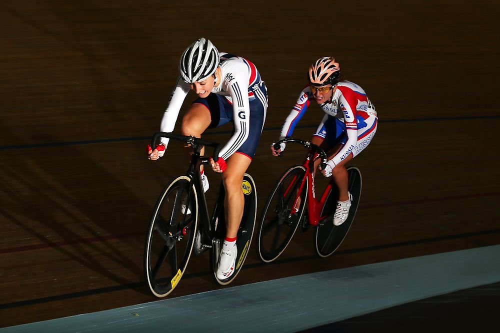 ani King competes in the Women's Scratch Race at the 2013 World Cup in Manchester