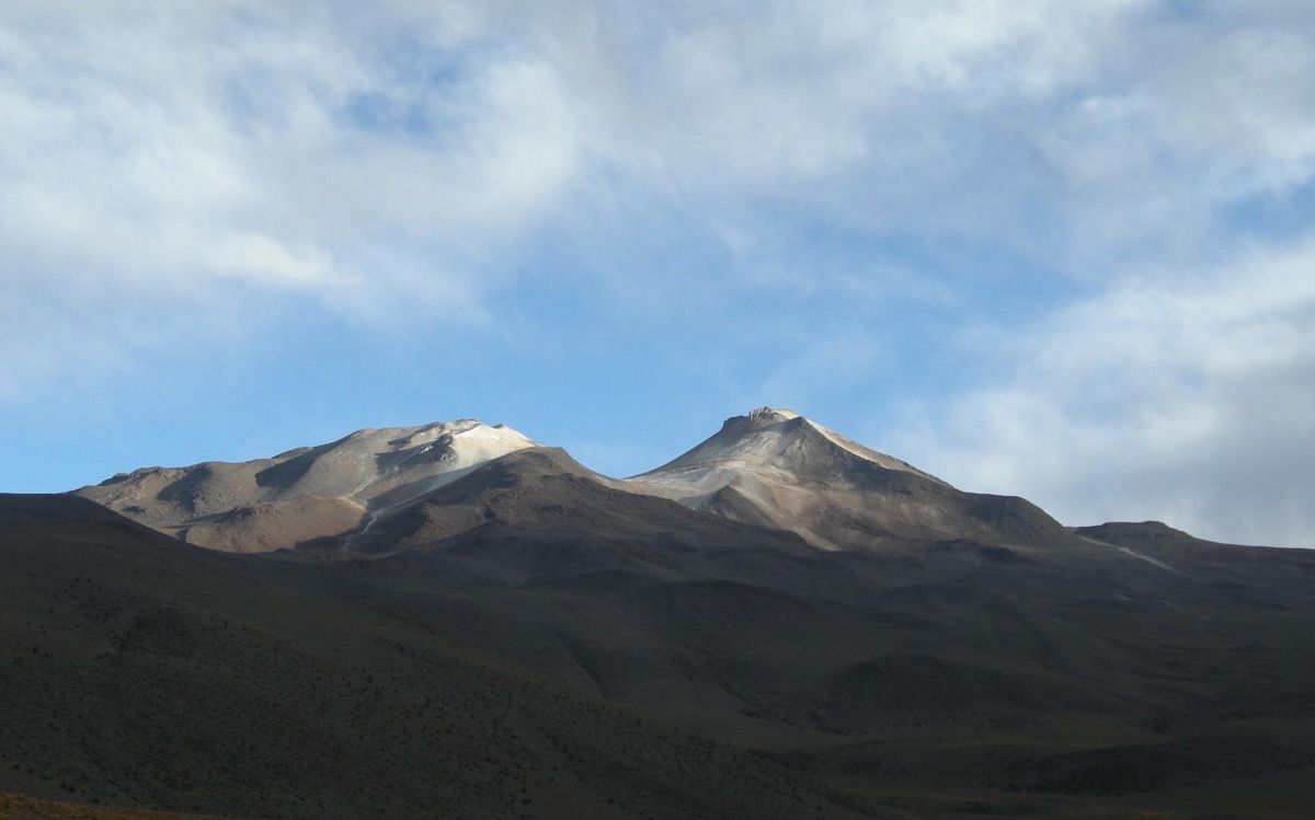 An enormous amount of water has been discovered locked up in molten rock beneath Cerro Uturuncu volcano in the Bolivian Altiplano.