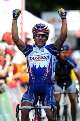 Robbie McEwen (Katusha) celebrates his victory at the Eneco Tour.