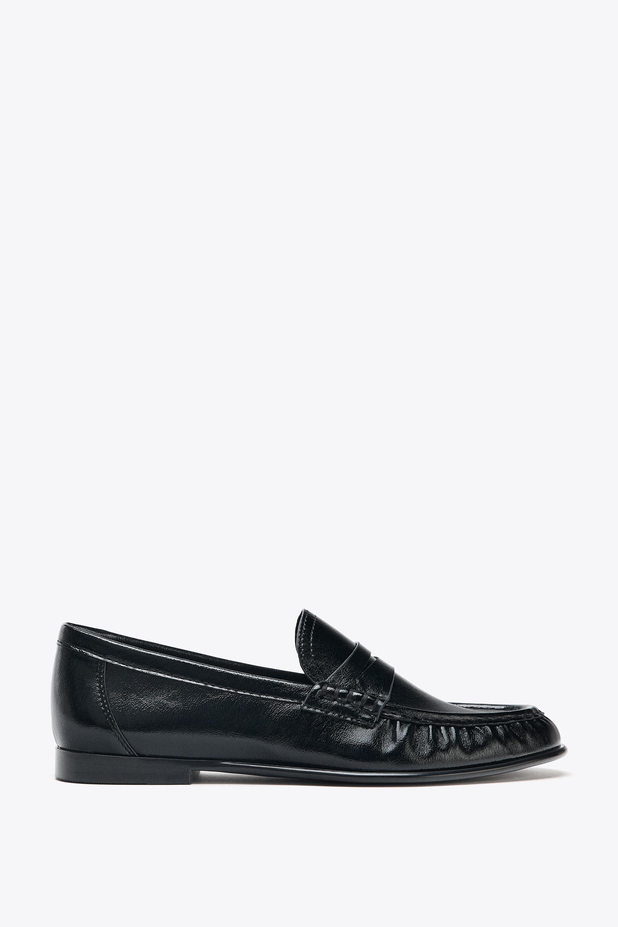 Soft Gathered Loafers