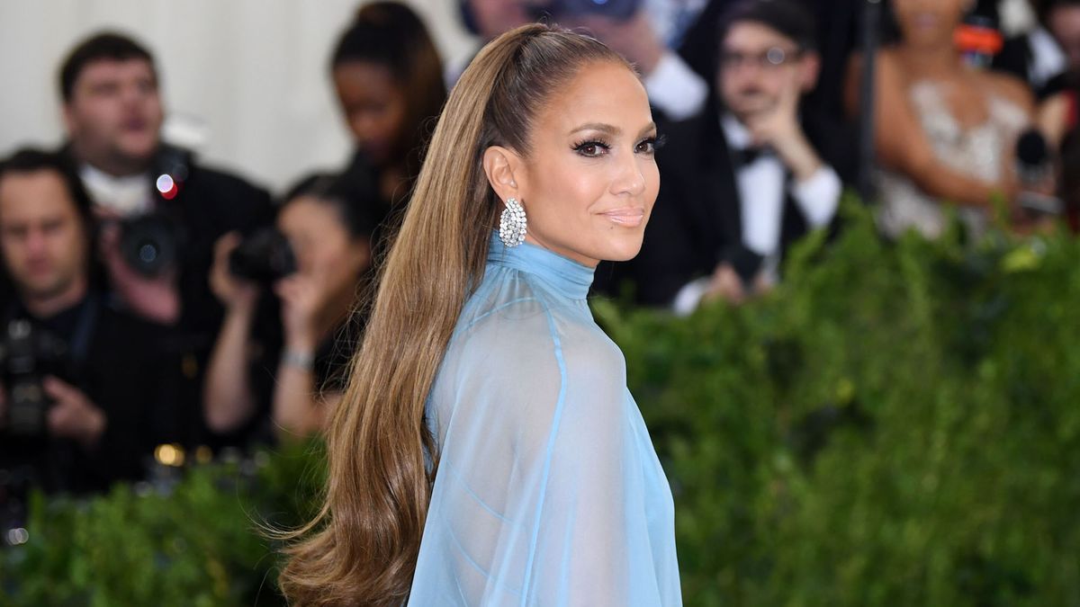 C'est officiel : J-Lo lance sa propre ligne de beauté