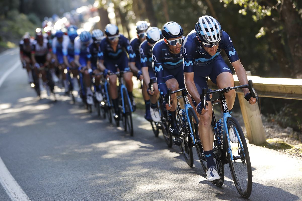 Movistar line-out the peloton