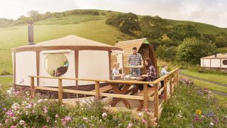 what is glamping: glamping set up