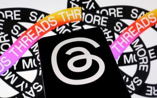 Threads is celebrating its birthday with a hidden cake giving away cool new icons