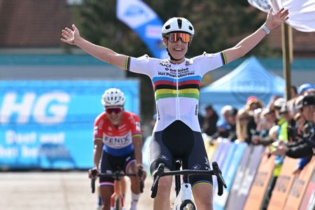 Lucinda Brand wins HG Cross Dendermonde 2026