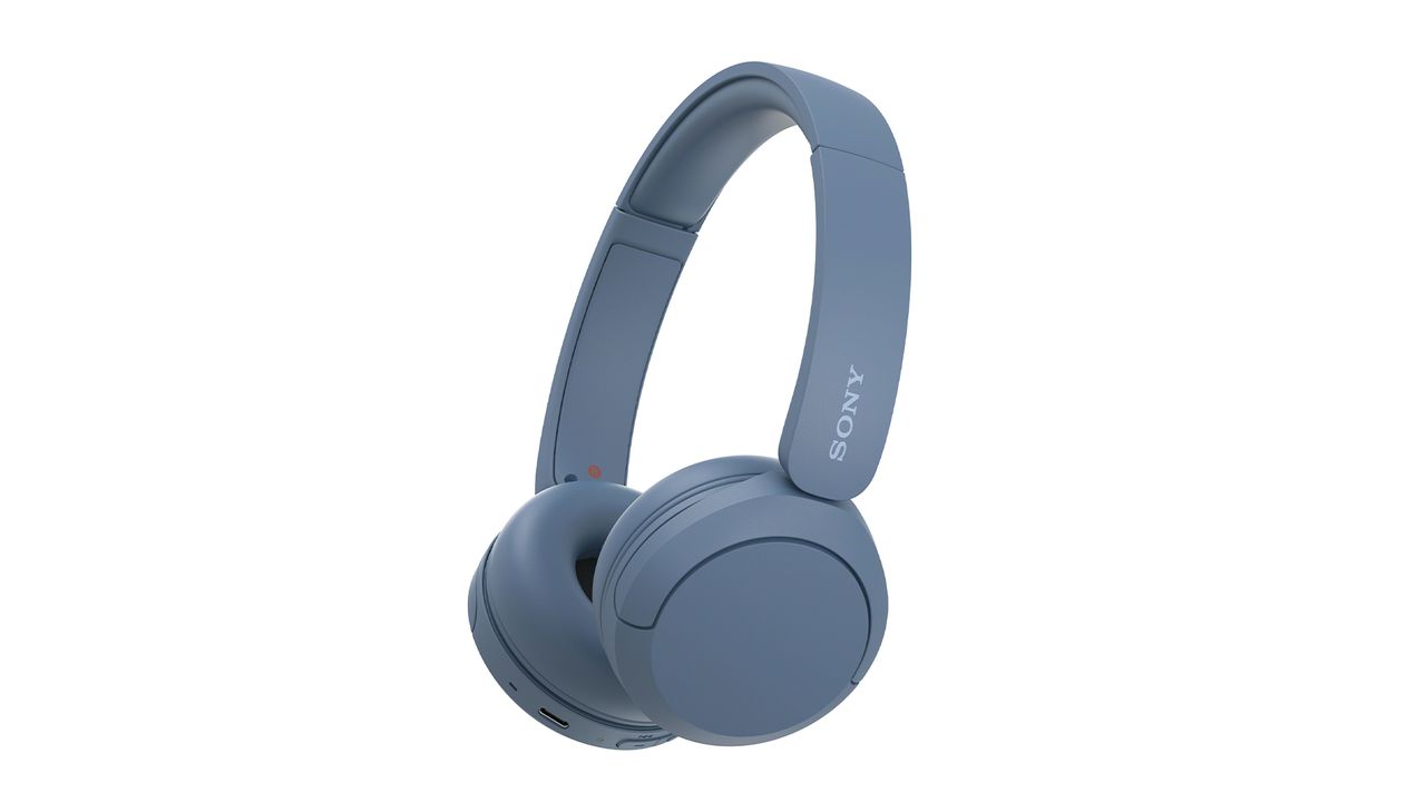 Over-ear headphones: Sony WH-CH520
