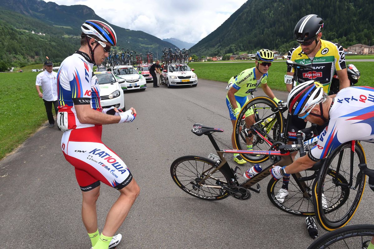 Alexander Kristoff (Katusha) took a spill
