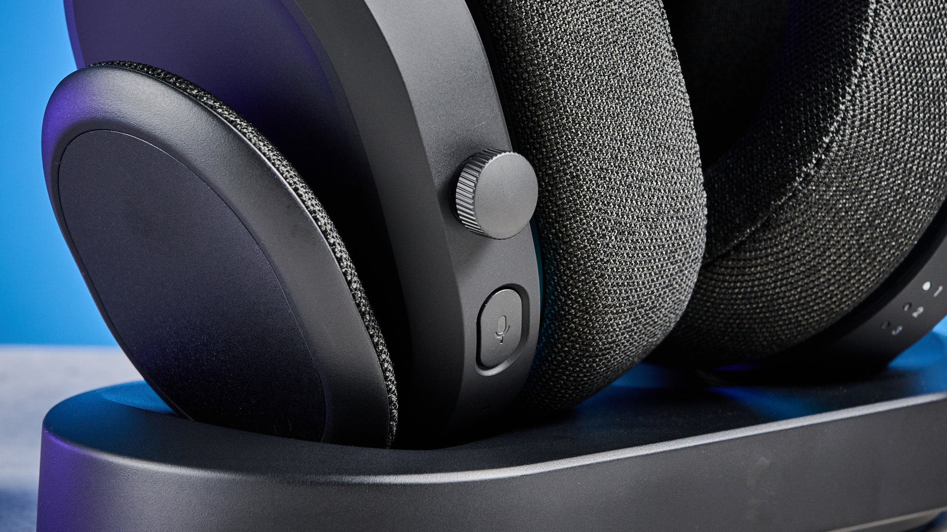 The Fractal Design Scape on a stone surface with a blue background