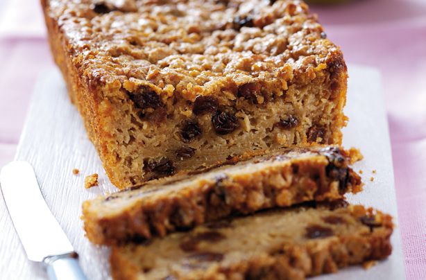 Phil Vickery&#039;s easy apple and sultana teabread