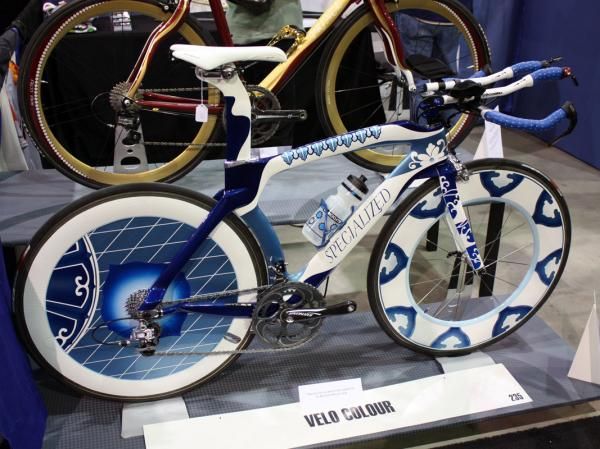 VeloColour took a standard Specialized Transition and turned it into this.
