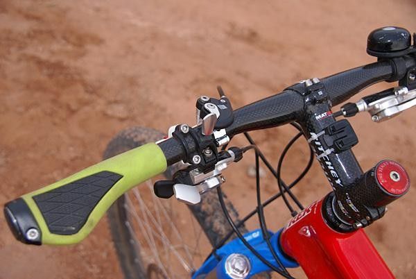 Production forks will be available with both crown-mounted and remote lockout options.