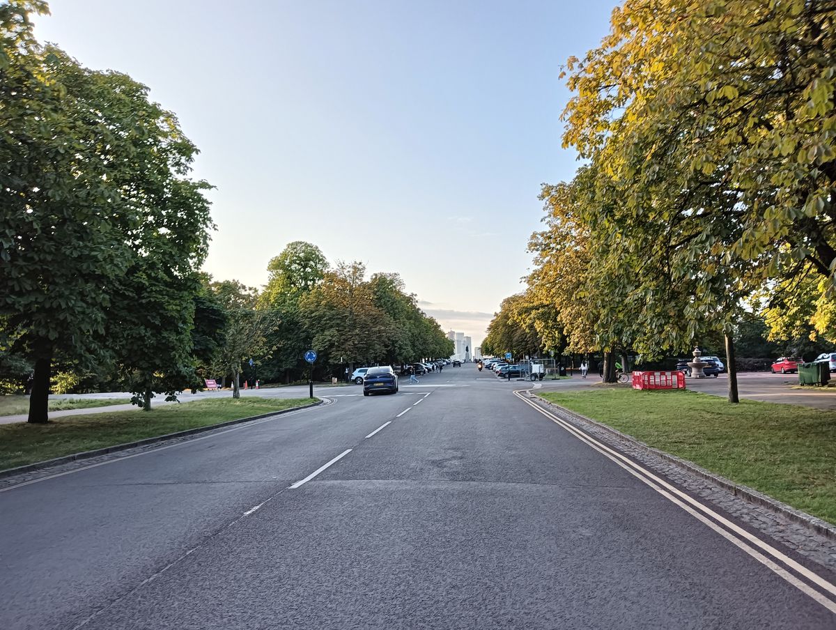 An Oppo A78 photo of London's Greenwich Park