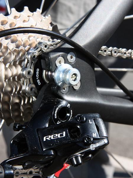 Rear-entry dropouts on the Canyon Speedmax CF prototype make for easier wheel changes given the tight-fitting seat tube profile.