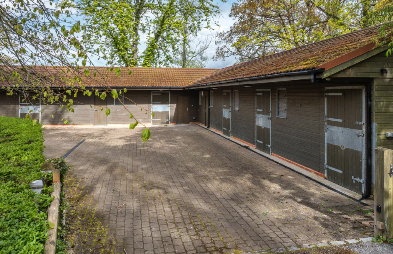 Dunmore stables