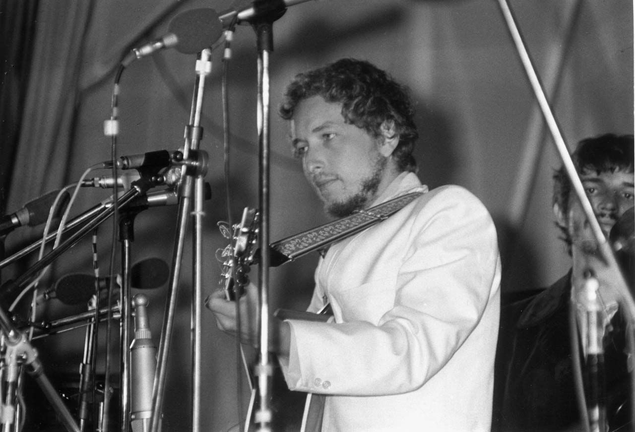 Bob Dylan onstage