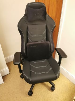 GT Omega Element finished chair