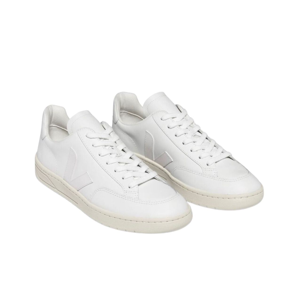 womans white trainers