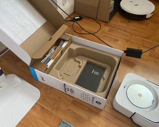 Image of iRobot Bravaa Jet M6 during unboxing