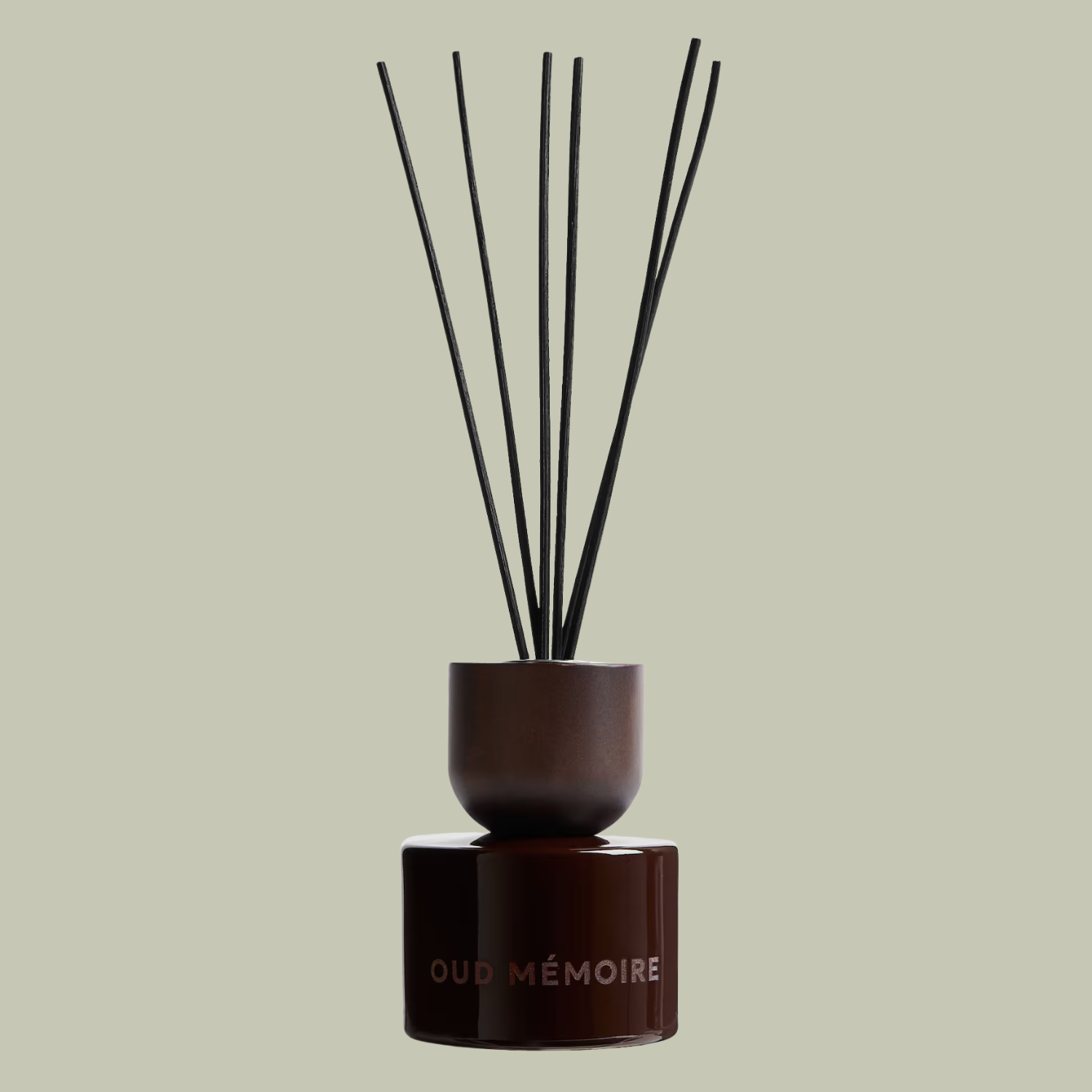 A brown reed diffuser