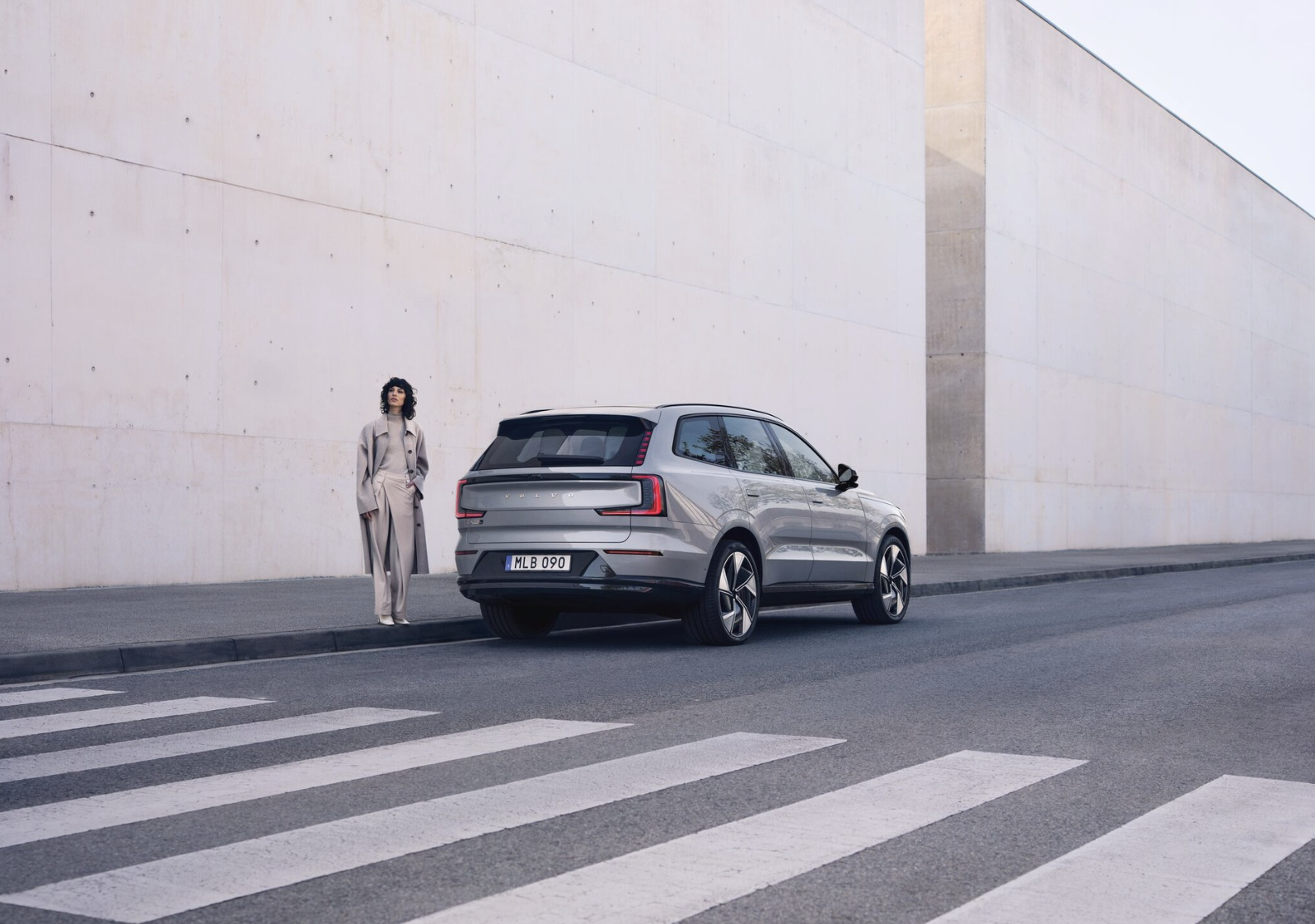 Volvo EX90