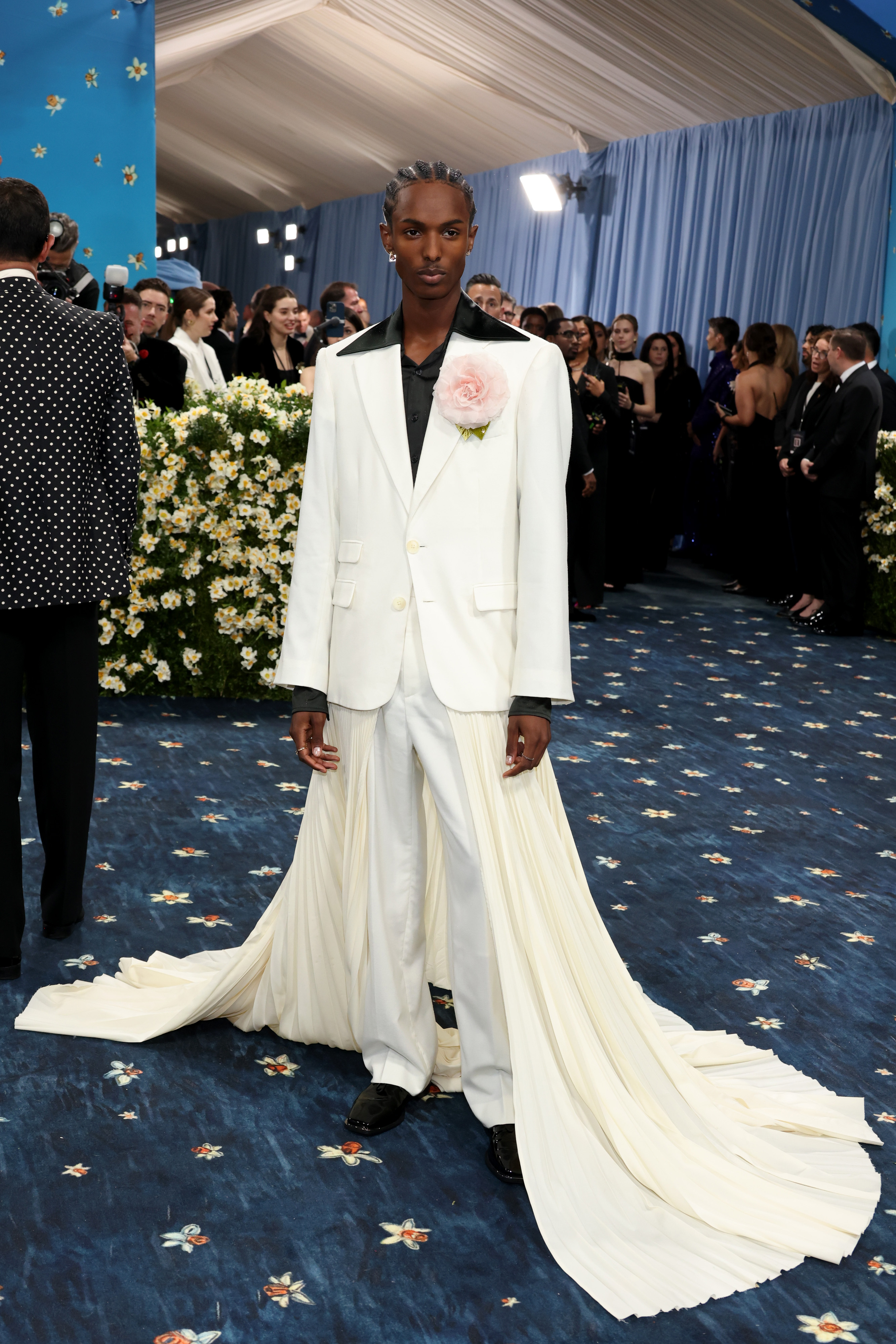 Met Gala 2025 red carpet