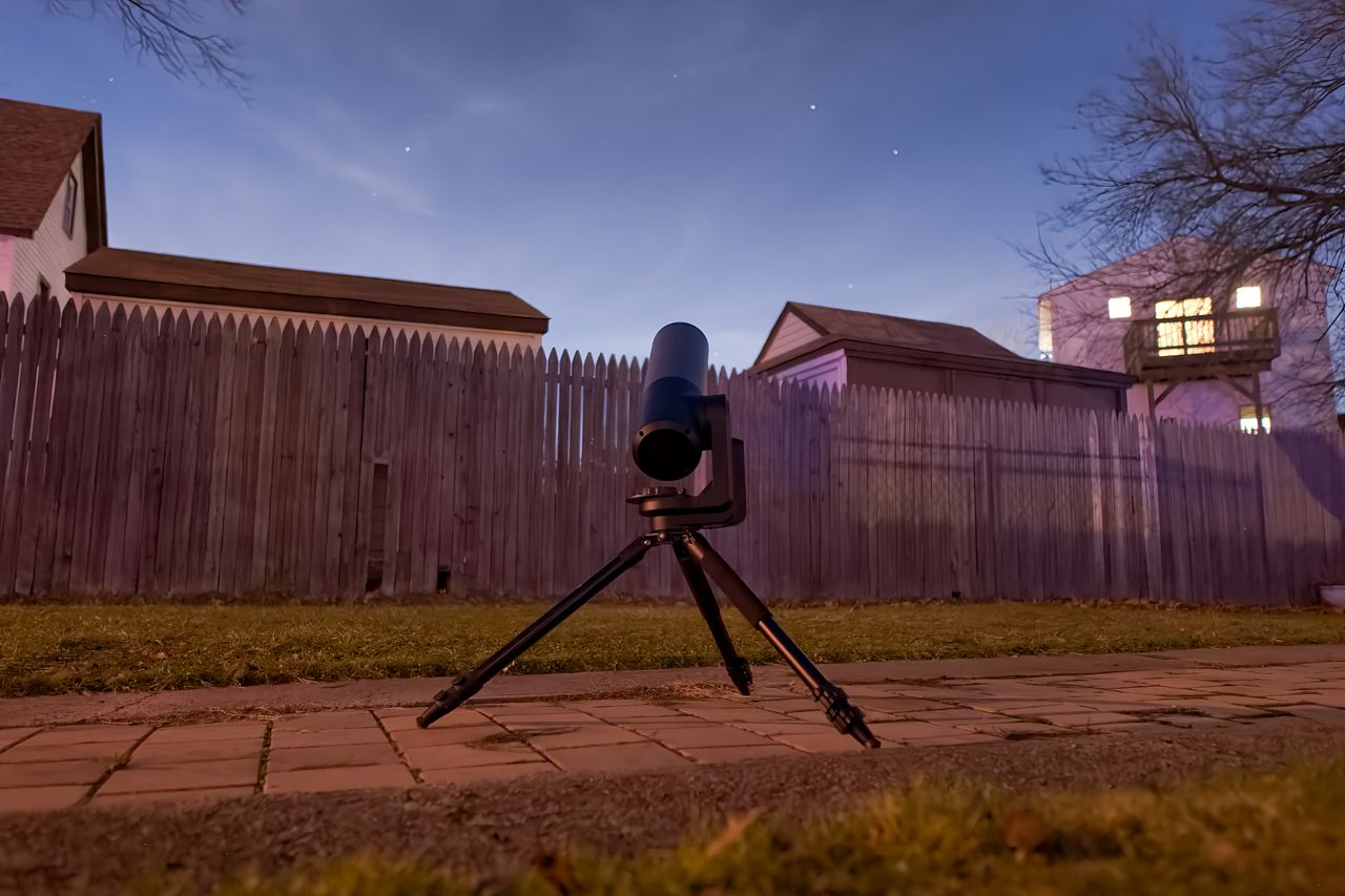 Unistellar eQuinox 2 being used in a backyard to capture astrophotography images.