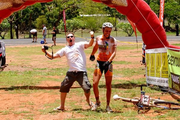 Christoph Tschellnig (morethanbike) is delighted at the finish after winning the stage