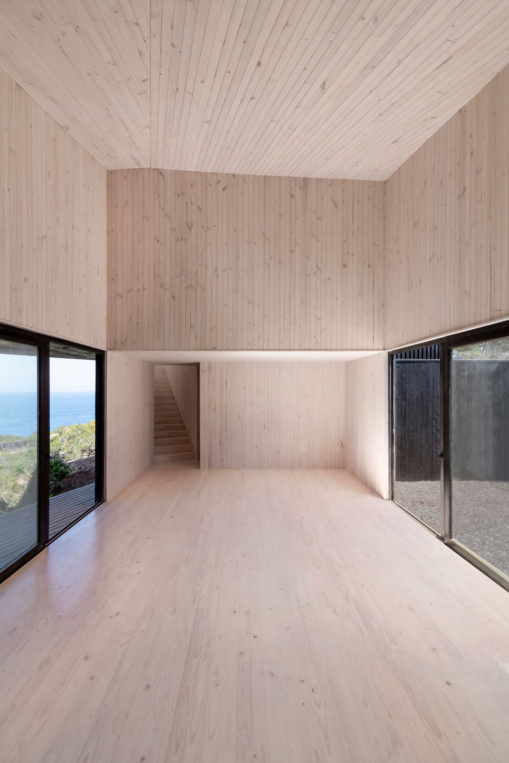 Casa Asomada by Whale!, a chilean house jutting out from a cliff towards the landscape