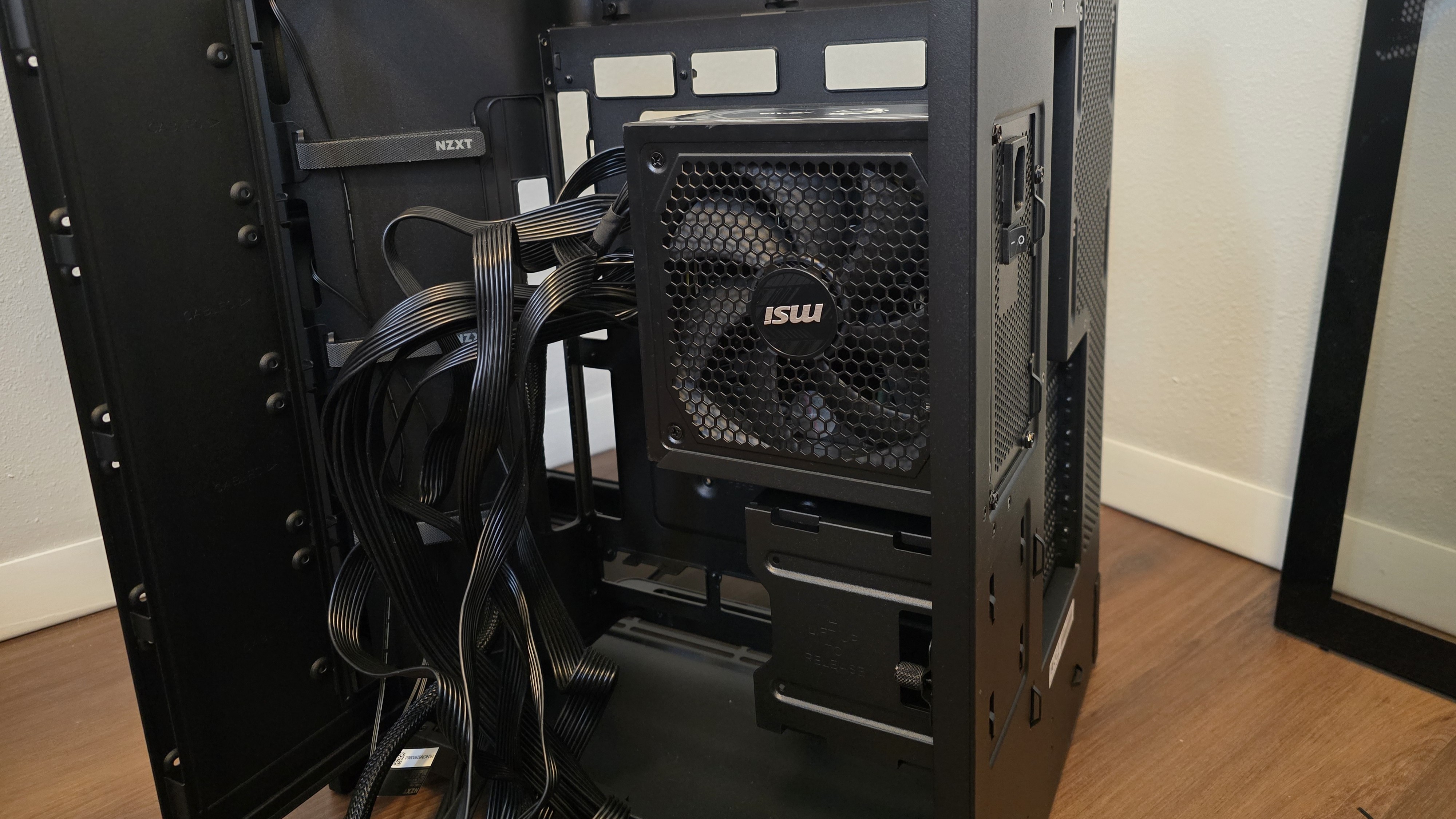 NZXT H9 Flow (2025) Case