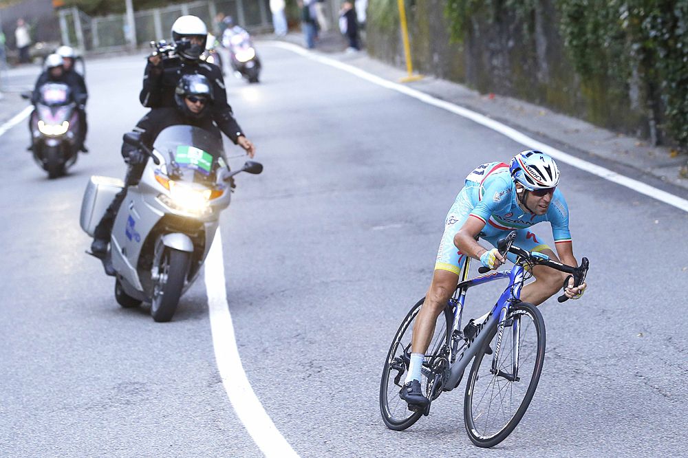 Vincenzo Nibali (Astana) on his way to winning his first Monument in Como