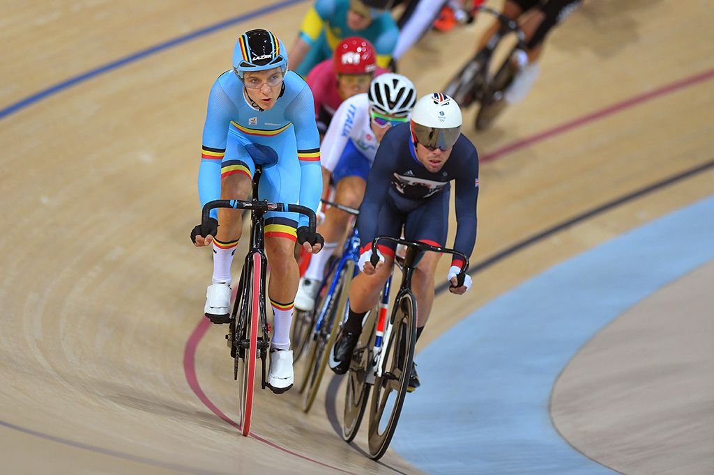 Jasper de Buyst (Belgium) and Mark Cavendish leading during the elimination race