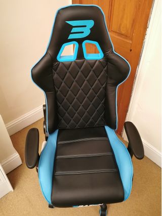 BraZen Phantom Elite gaming chair - Full chair