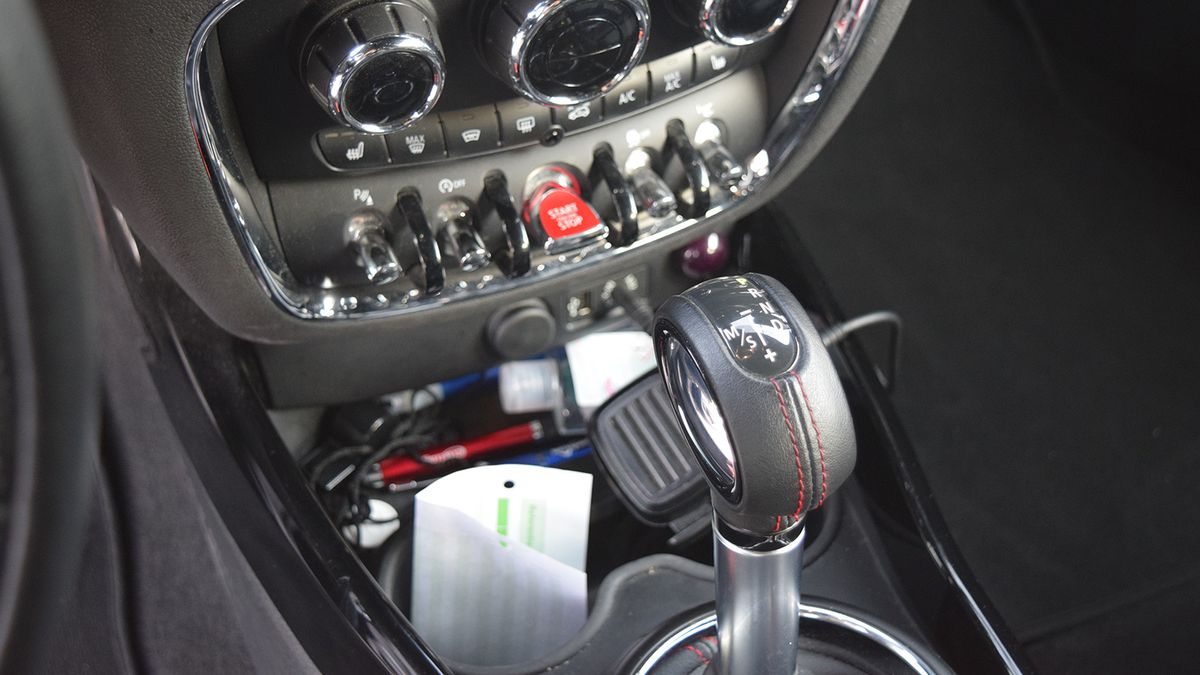 An automatic gear box enables easier control when communicating with riders close by