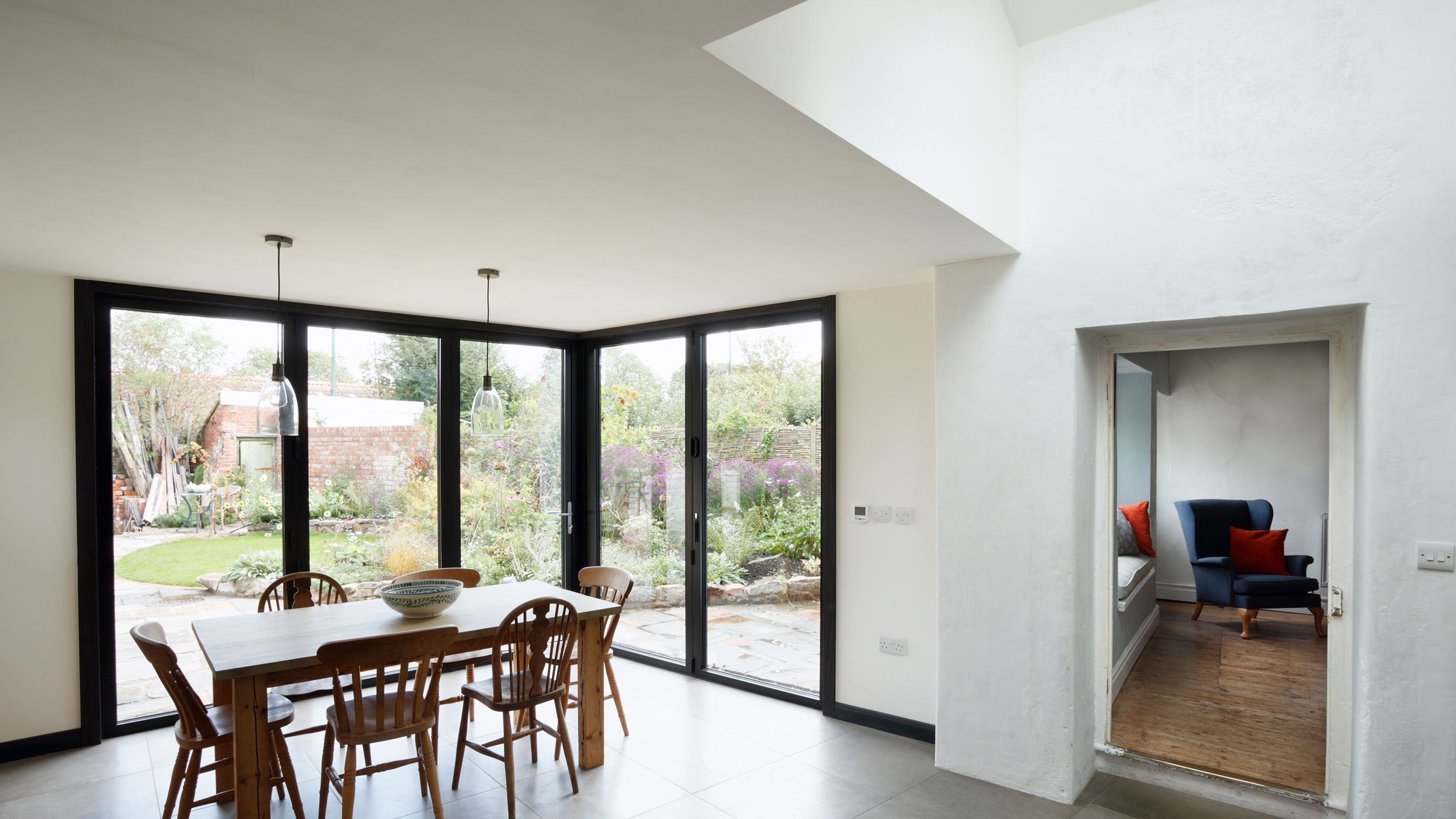 kitchen diner with corner bifold doors