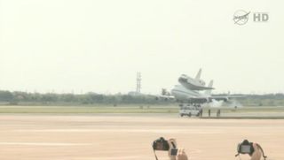 Shuttle Endeavour Lands at Ellington Field